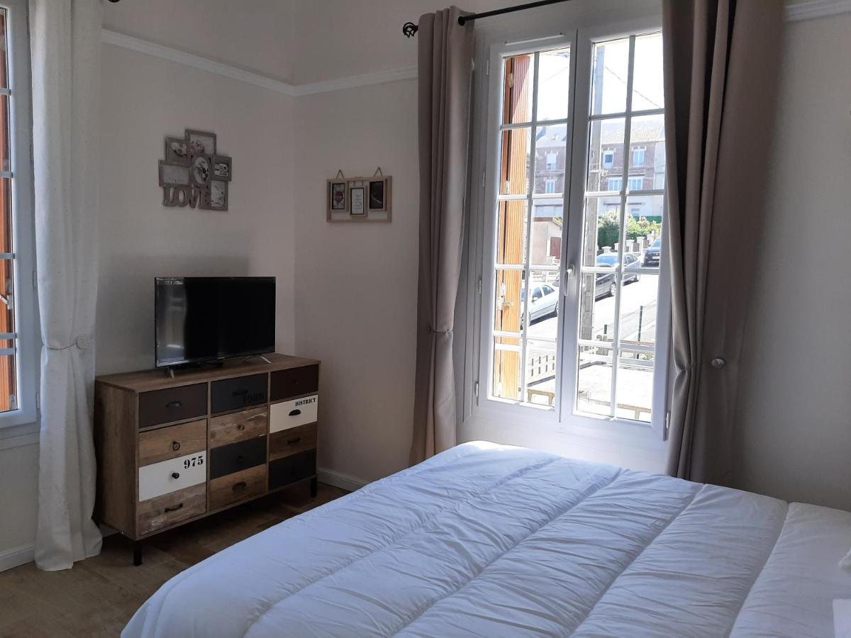 Au Gre Des Marees, Appartement Face A La Mer, Classe 3 Etoiles 奥尔特 外观 照片